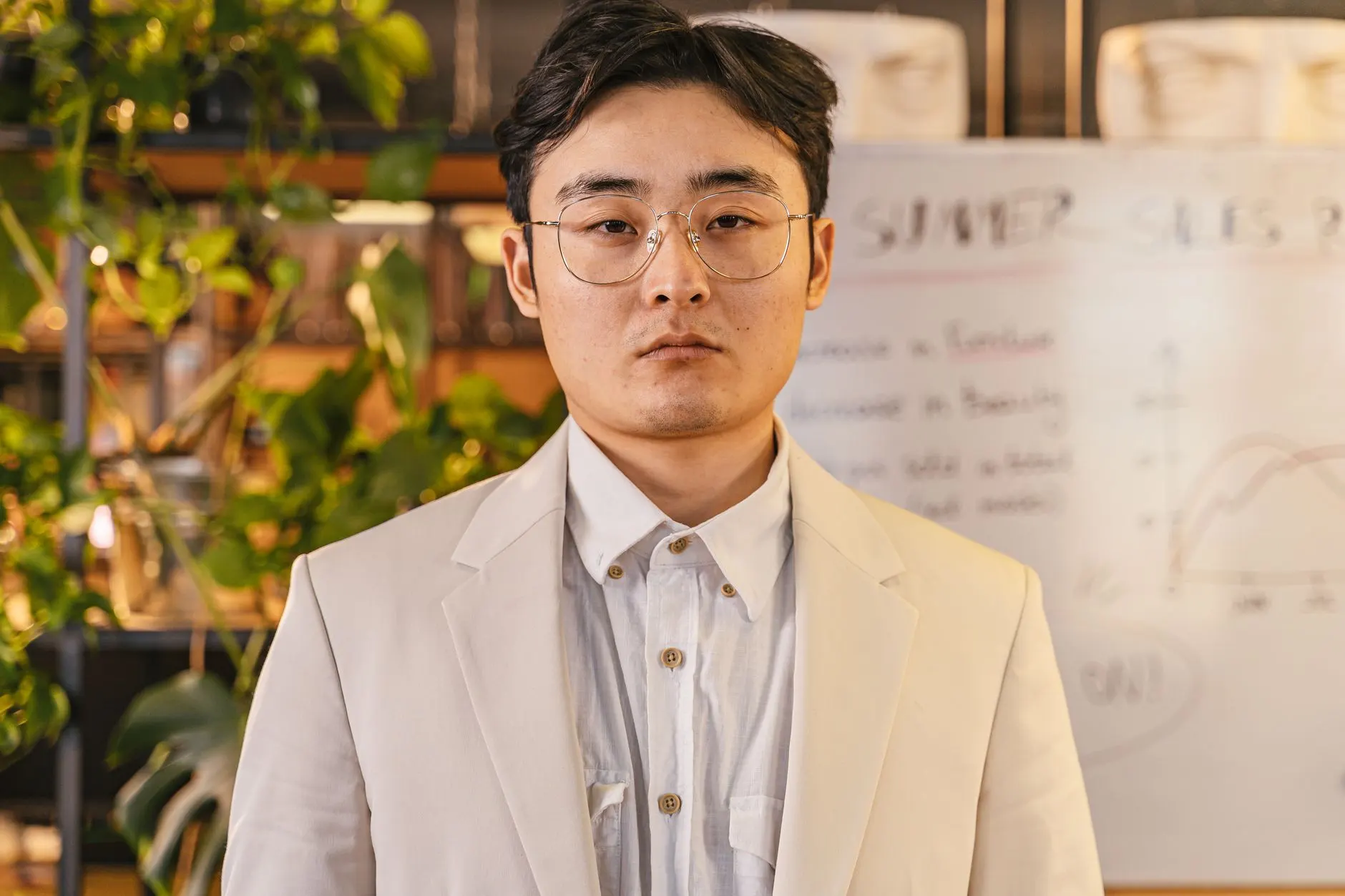 宁波龙飞欣鑫供应五金工具与厨房用品的产品参数对比分析