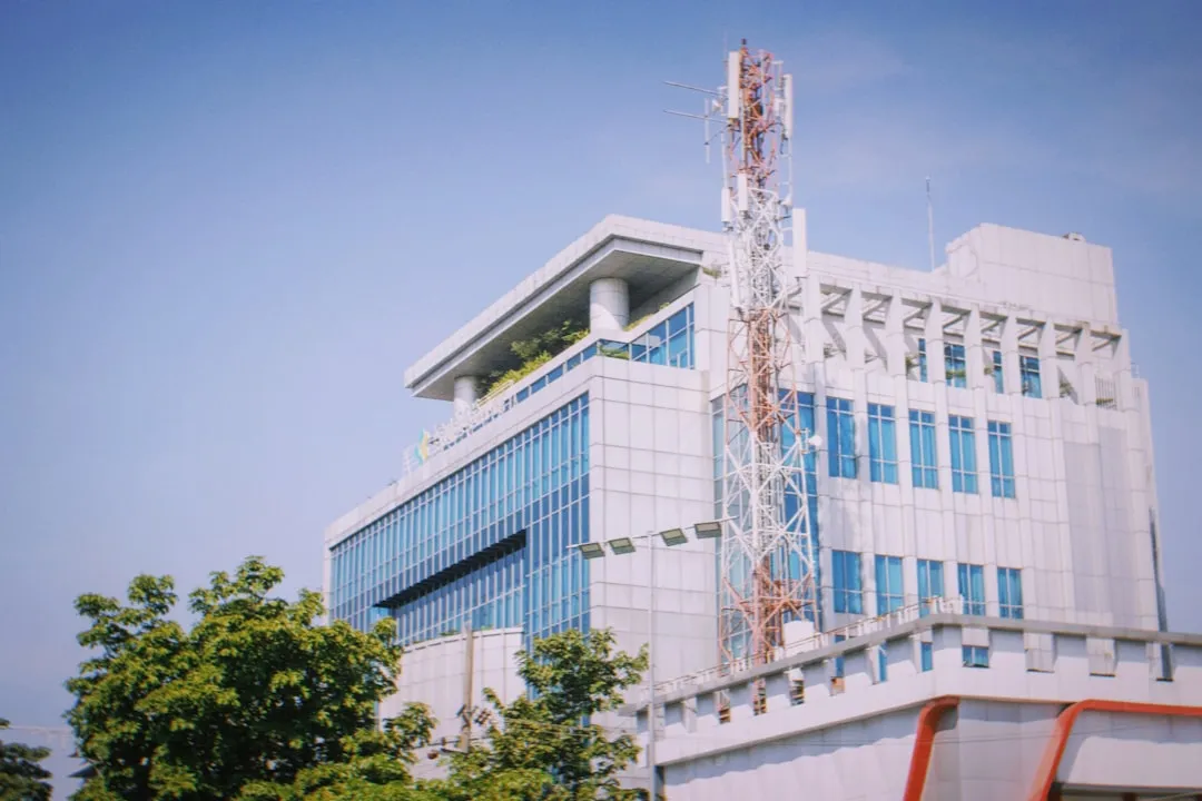 宁波进出口贸易企业如何选择五金工具供应商？专业采购指南解析